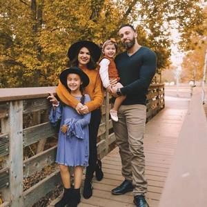 Meet your Posher, Sharon